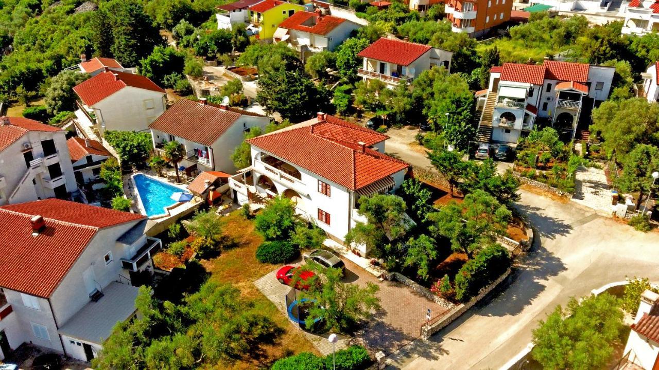 Belvedere Apartments Krk Town Eksteriør billede